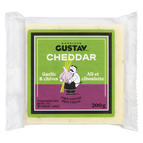 Monsieur Gustav Cheddar Cheese with Garlic & Chives